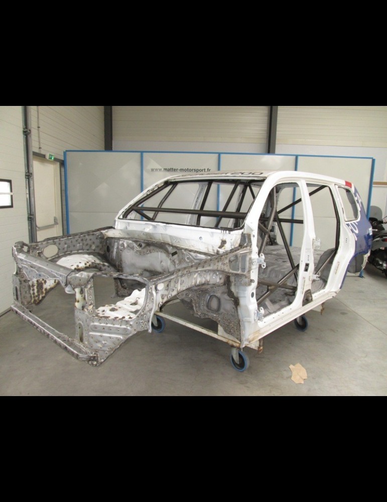 Arceau Land Cruiser VDJ200